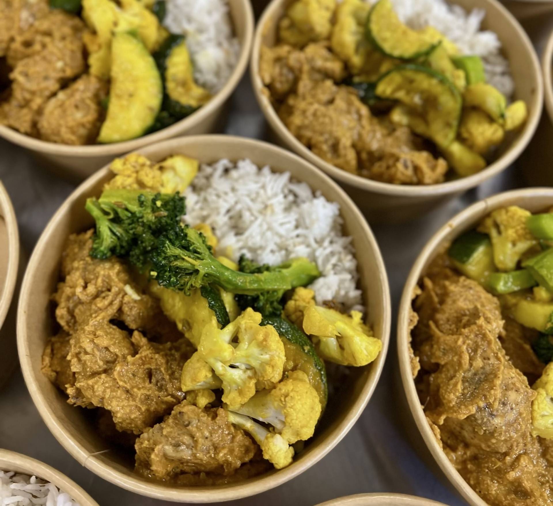 Indian Butter Chicken Curry with Cumin Rice & Spiced Vegetables