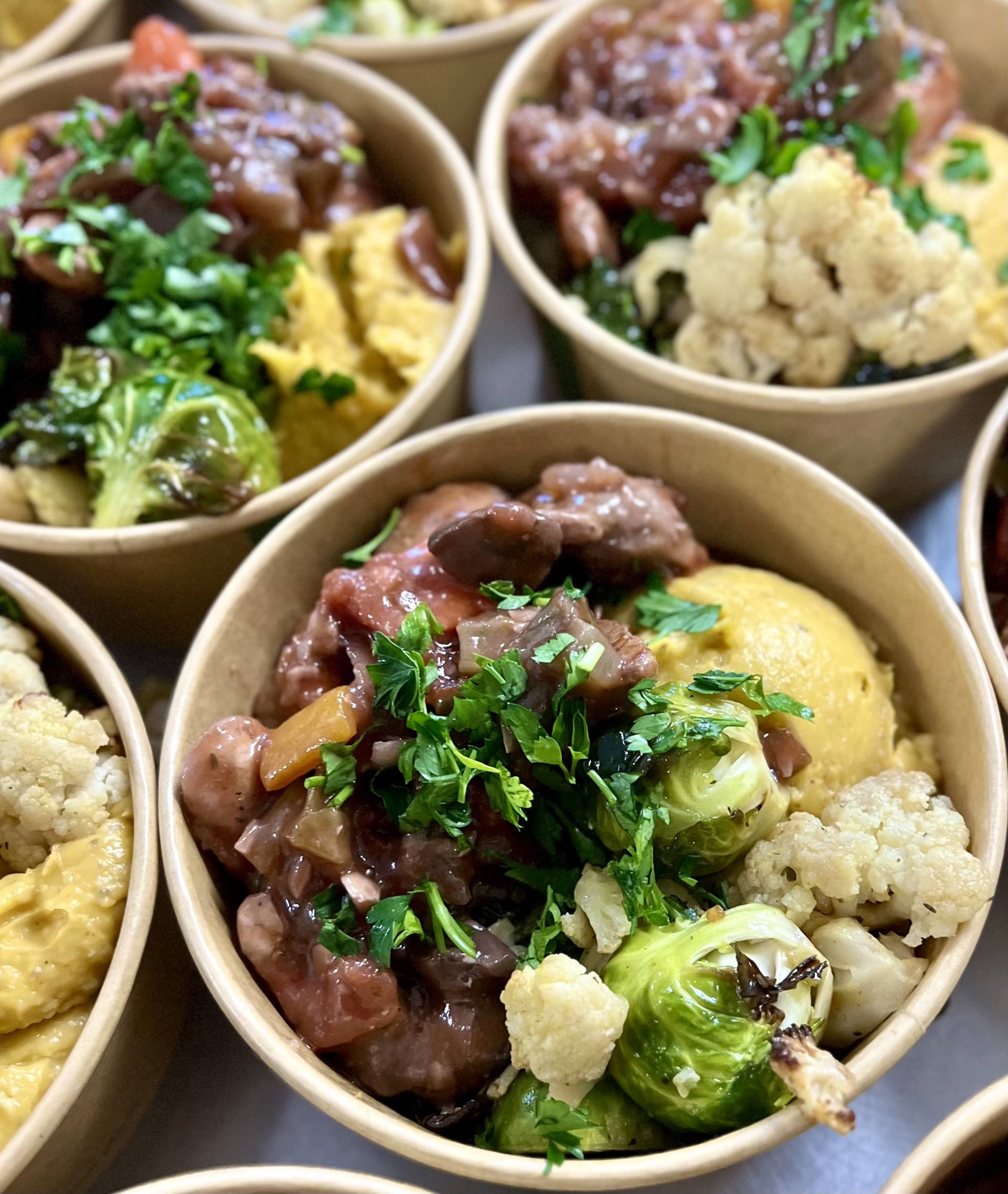 Chicken Cacciatore with Garlicky Ulu Mash